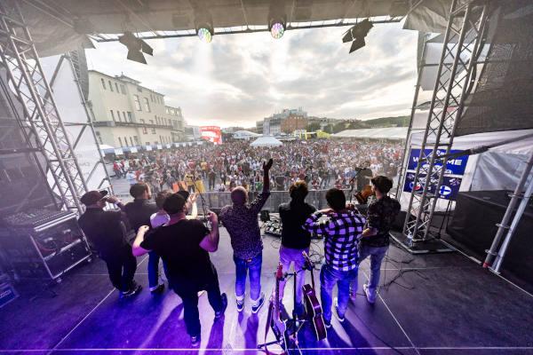 Poletíme? - Třešť, KD Třešť / Tančírna